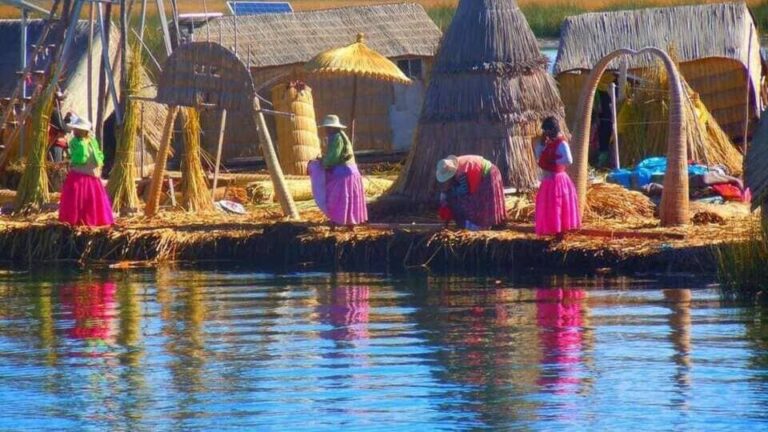 Viaje al Lago Titicaca Uros Amantani Taquile 2 dias